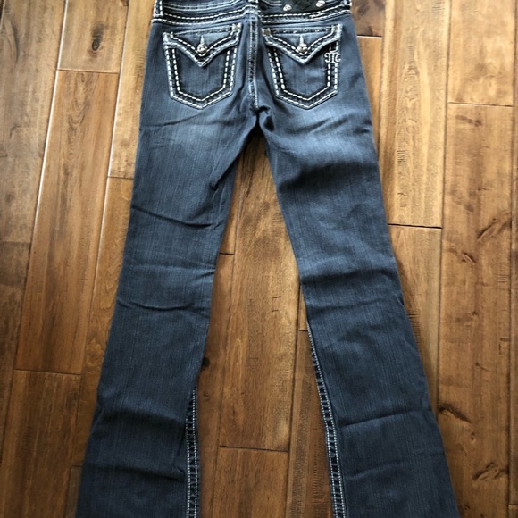 Miss Me Jeans - Picture 2 of 6